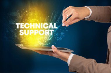 Yazılı dokunmatik ekranın yakın plan görüntüsü