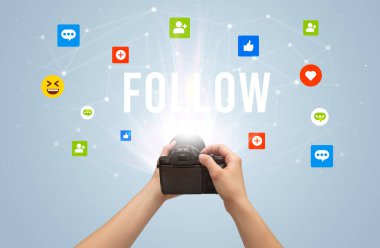 Sosyal medya içeriğini yakalamak için kamera kullanılıyor