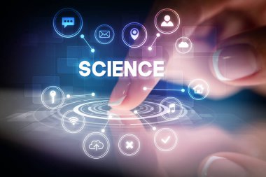 Web teknolojisi simgeleriyle tablete dokunmak