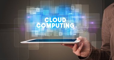 Tablet tutan kişi, teknoloji konsepti