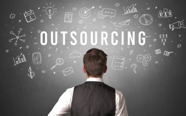 Bir iş adamının arkadan görünüşü