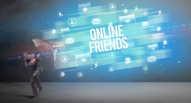 Şemsiyeyle savunma yapan iş adamı