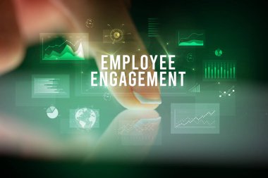 İş grafikleri ve simgeler konseptiyle tablete dokunmak