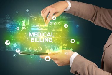 Tıbbi yazıyla dokunmatik ekranın yakın plan görüntüsü