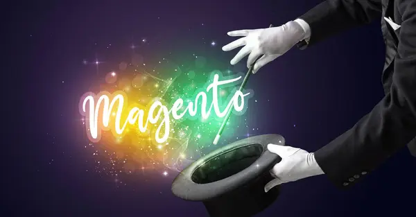 Jovem mágico está mostrando truque de magia — Fotografia de Stock