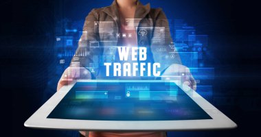 Tablet tutan kişi, güvenlik kavramı