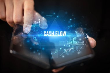 İş adamı katlanabilir bir akıllı telefon tutuyor, iş konsepti