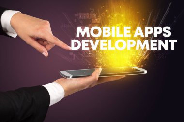 Yazılı dokunmatik ekranın yakın plan görüntüsü