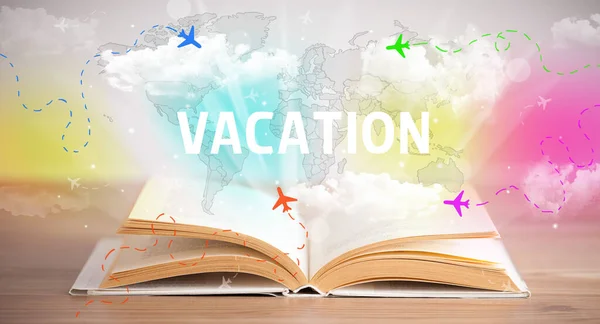 Livro aberto, conceito de férias — Fotografia de Stock