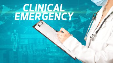 Doktor panoya notlar yazıyor, tıbbi teşhis konsepti.