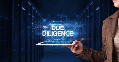 Tablet tutan kişi, iş konsepti