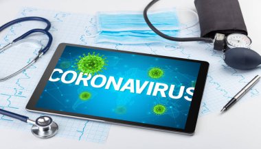 Yazılı bir tablet pc 'nin yakın görüntüsü