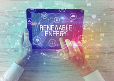 Yazılı bir tabletin yakın plan görüntüsü