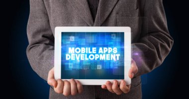 Tablet tutan kişi, teknoloji konsepti