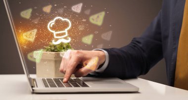 İnternette tarifler için elle arama