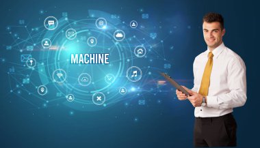 Modern teknolojiyi düşünen bir iş adamı.