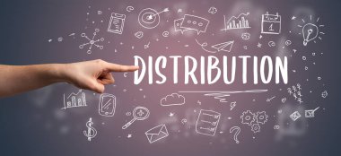 İşletme yazıtlarına işaret eden kırpılmış elin yakın çekimi