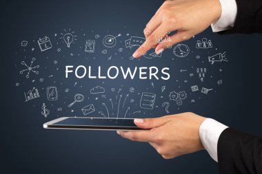 Dokunmatik ekran, sosyal medya konseptine yakın çekim