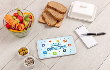 Sağlıklı Tablet Pc bileşimi, sosyal ağ kavramı