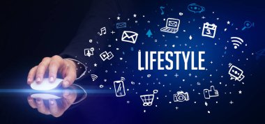 El ele tutuşan kablosuz çevre