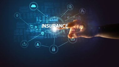 Siber güvenlik tuşuna elle dokun