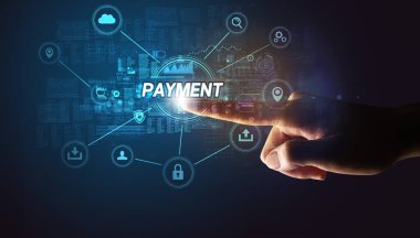 Siber güvenlik tuşuna elle dokun