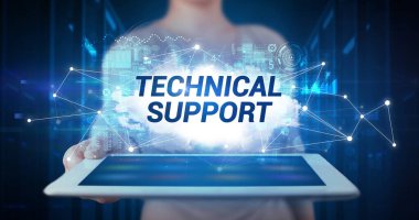 Tablet tutan kişi, teknoloji konsepti