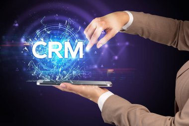 Kısaltmalı dokunmatik ekranın yakın plan görüntüsü.