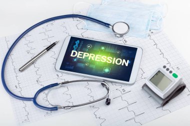 Tablet bilgisayar ve tıbbi malzemeler.