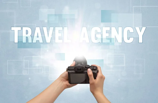 Portatile fotocamera digitale, concetto di viaggio — Foto Stock