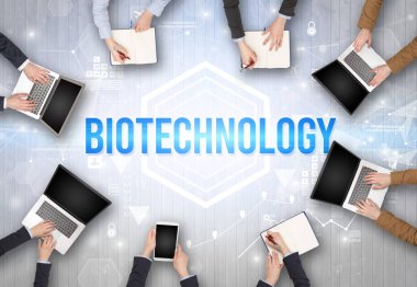 Ofiste Çalışan Meşgul İnsanlar Grubu, teknoloji konsepti