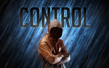 Güvenlik kavramı olan gizemli bir adam.