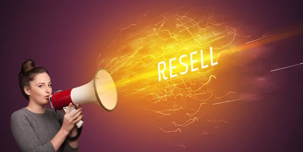 Young girld shouting in megaphone — Stock Photo, Image