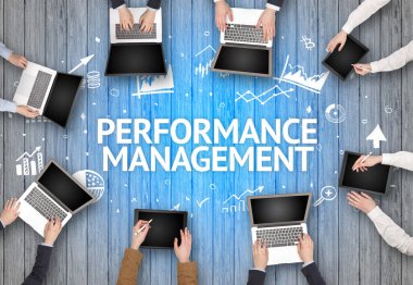 Ofiste Çalışan Meşgul İnsanlar Grubu