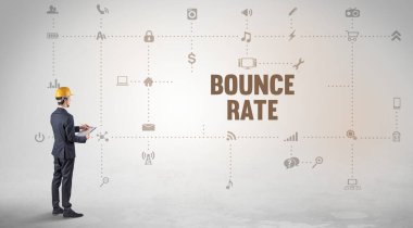 Yeni bir sosyal medya üzerinde çalışan mühendis