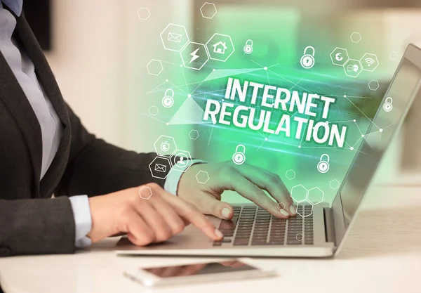 İnternet güvenliği ve veri koruma kavramı