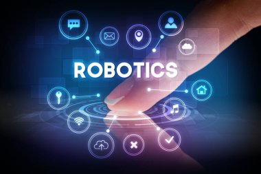 Web teknolojisi simgeleriyle tablete dokunmak