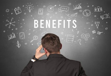 Bir iş adamının arkadan görünüşü