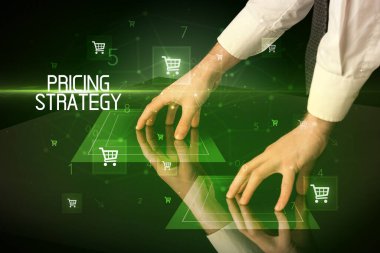 Alışveriş arabası simgeleriyle çevrimiçi alışveriş kavramı