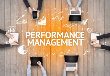 Ofiste Çalışan Meşgul İnsanlar Grubu