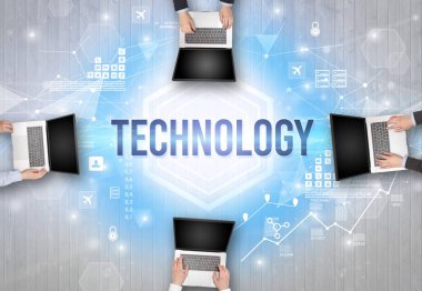 Ofiste Çalışan Meşgul İnsanlar Grubu, teknoloji konsepti