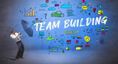 Şemsiyenin arkasına saklanan iş adamı