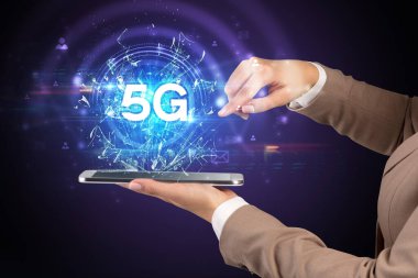 Kısaltmalı dokunmatik ekranın yakın plan görüntüsü.