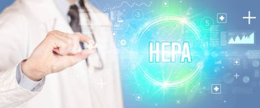 Sana ilaç veren bir doktorun yakın çekimi.