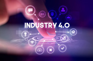 Web teknolojisi simgeleriyle tablete dokunmak