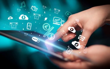 Elle çizilmiş simgelerle dokunmatik ekranı kapat