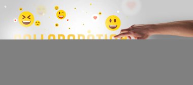 Sosyal medya kavramına işaret eden kırpılmış ellerin yakın çekimi