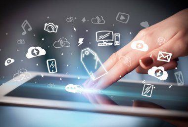 Elle çizilmiş simgelerle dokunmatik ekranı kapat