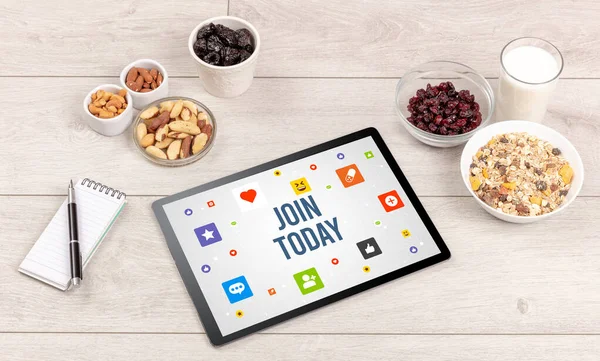 Healthy Tablet Composición PC, concepto de redes sociales — Foto de Stock