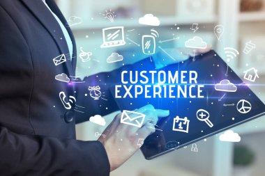 Sosyal Ağ Kullanan Bir Kişinin Yakın Çekimi